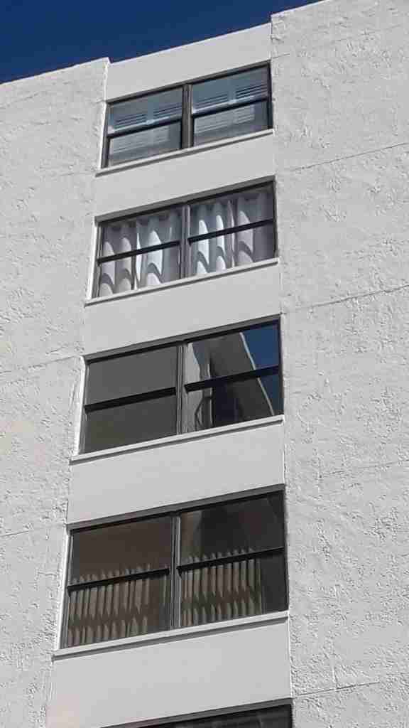 Florida impact windows building